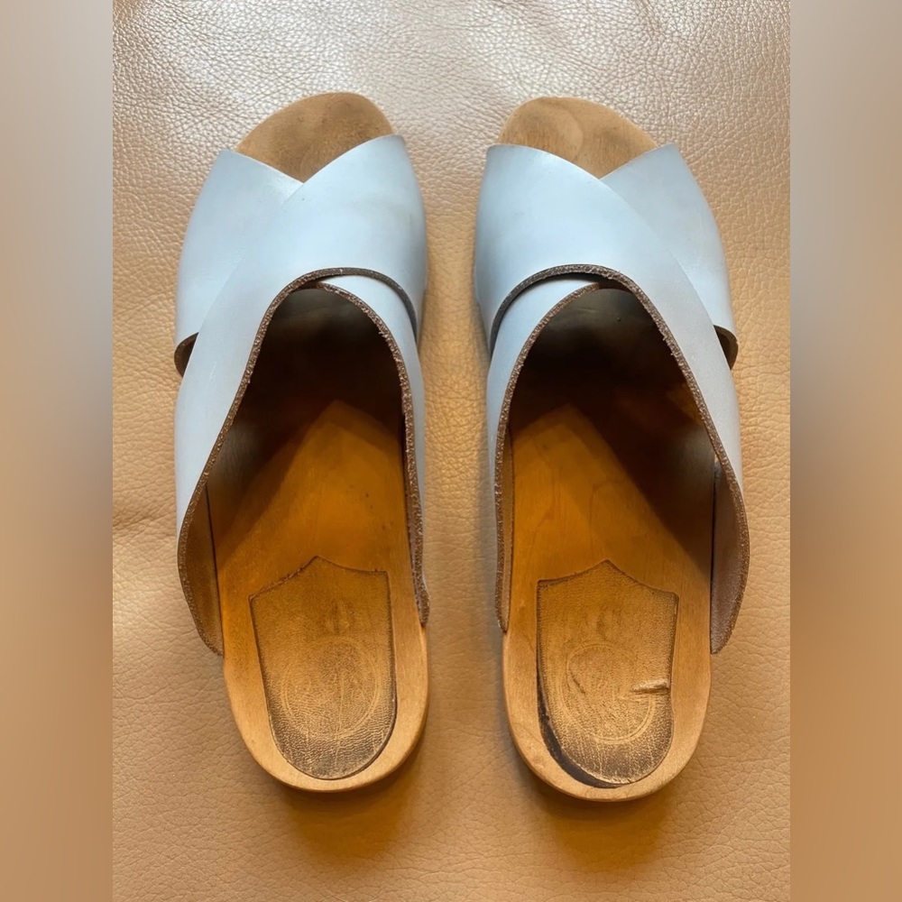 No. 6 Frida Clog blue leather size 42